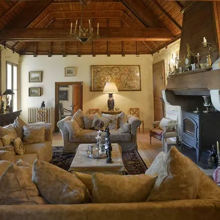 Les Deux Cedres Apartment *