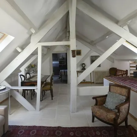 Les Deux Cedres Apartment